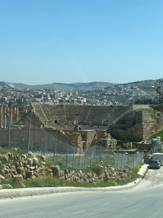 Апартаменты Jerash Gate Джараш Экстерьер фото